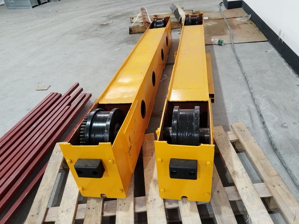 起重機(jī)端梁、LDA/LH起重機(jī)端梁、大車運(yùn)行車輪組機(jī)構(gòu)