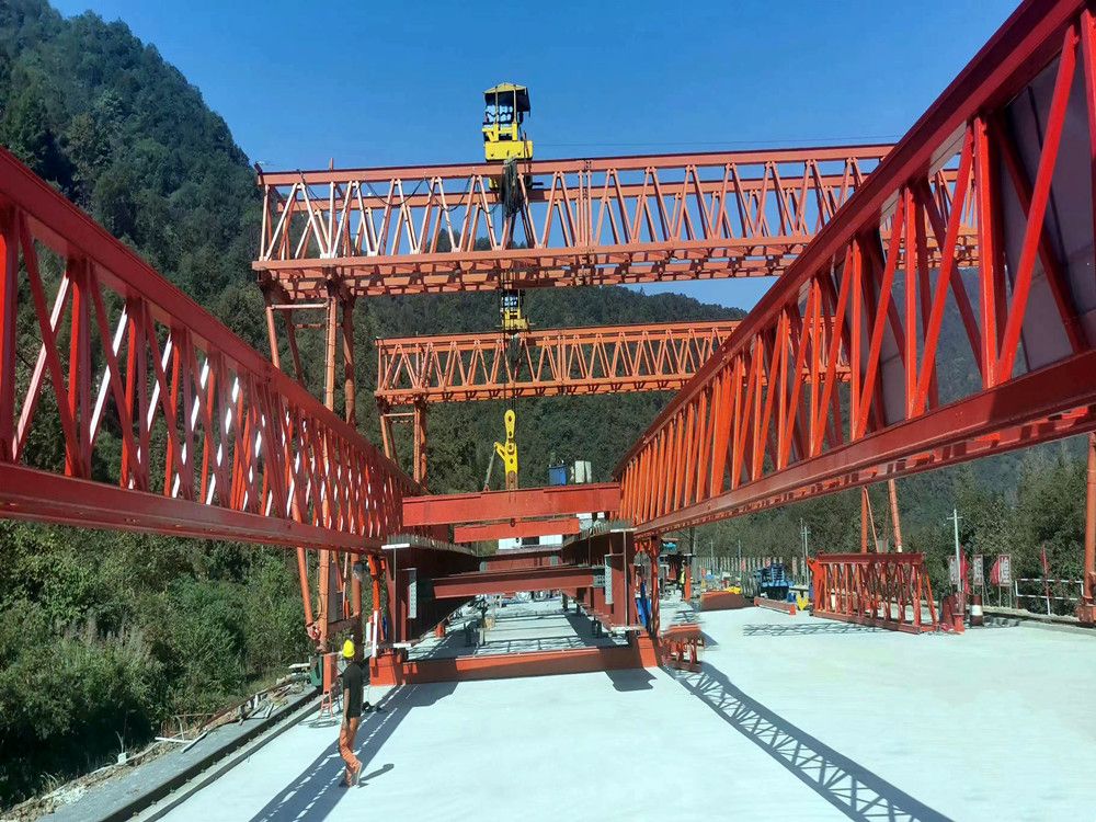 架橋機(jī)生產(chǎn)廠家、型號(hào)規(guī)格、技術(shù)參數(shù)、安裝維修、租賃回收、價(jià)格報(bào)價(jià)