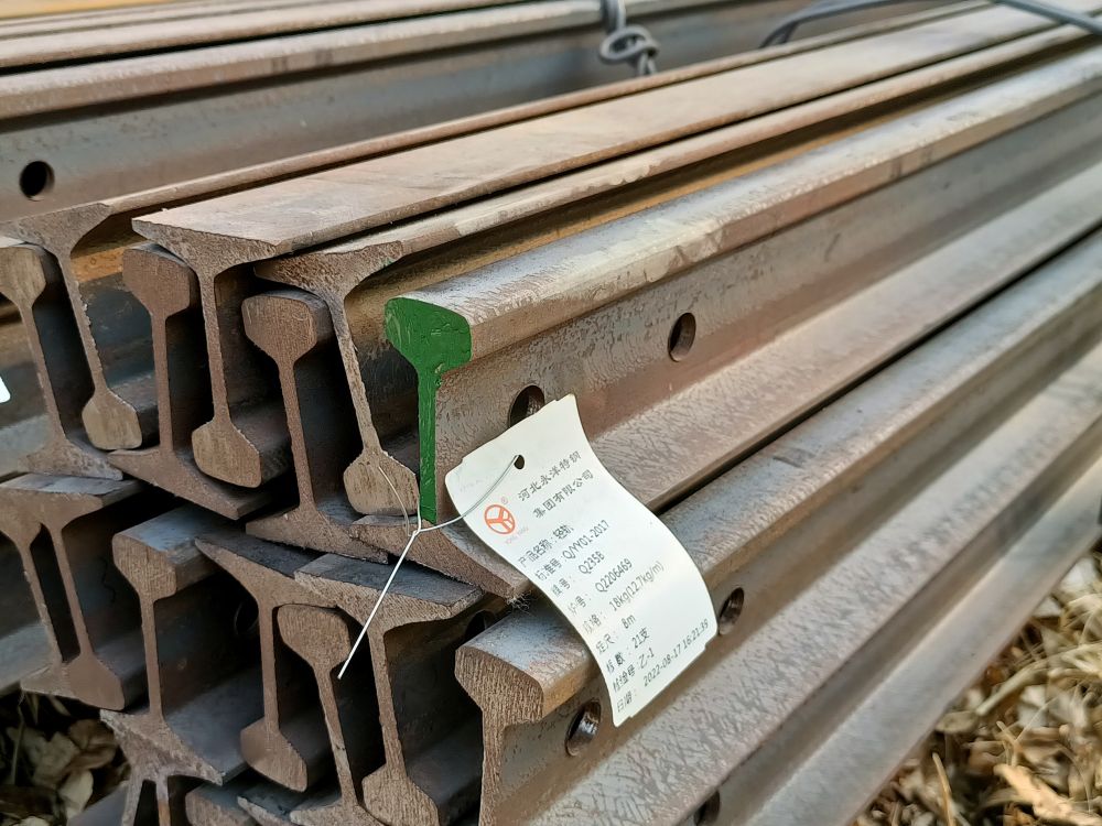 起重機(jī)路軌、行車軌道、鋼軌批發(fā)，鋼軌安裝調(diào)整校正